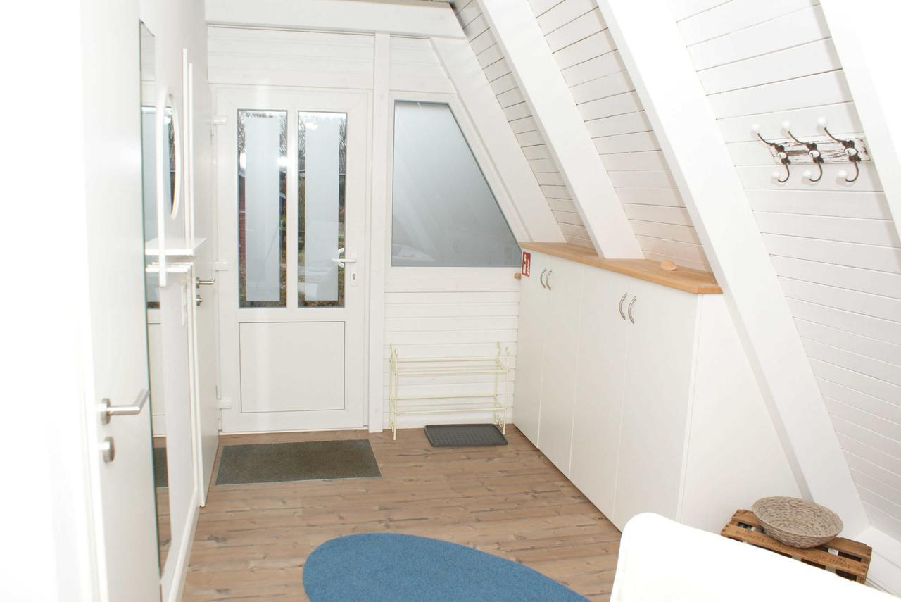 Zeltdachhaus Mit Moderner Ausstattung Villa Damp Exterior photo